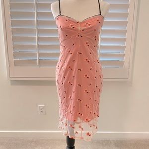 GUESS - Gorgeous pink/peach floral embroidered dress// Size L